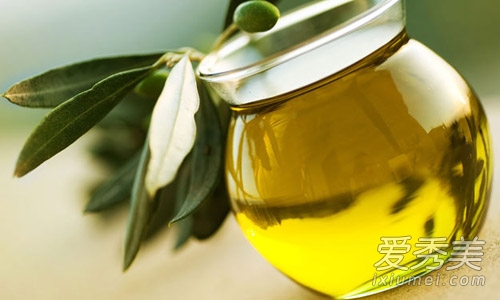 橄榄油怎么用 橄榄油护发方法揭秘