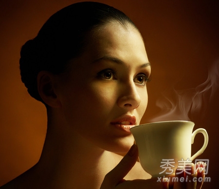 女性喝咖啡的利弊 肤变黑？会致不孕？