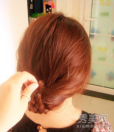 韩式麻花辫气质盘发发型 散发优雅女人味
