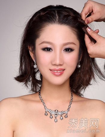 2款韩式新娘发型 图解编发盘发过程