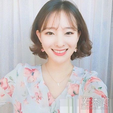 2017夏季流行什么发型 2017流行发型女中短发