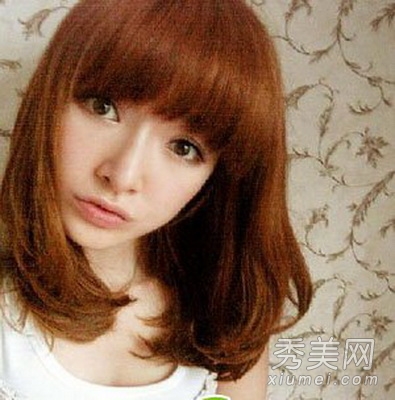 甜美梨花头DIY 卷发棒打造完美发型
