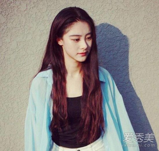 短发、自来卷 不同发质怎么挑选适合自己的直板夹 直板夹怎么用