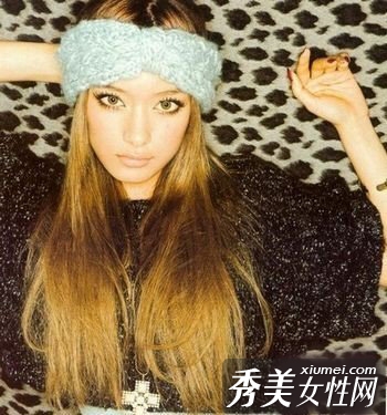 巧用发饰 让你更有女人味