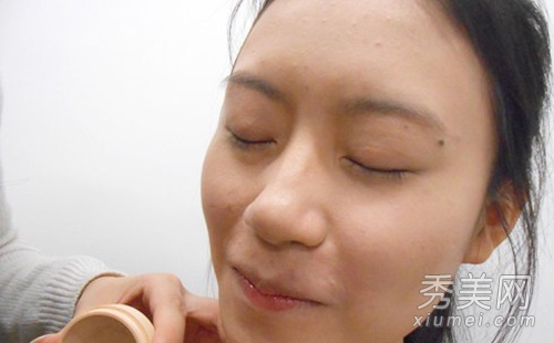 职场新人学化妆 年会派对妆容教程图