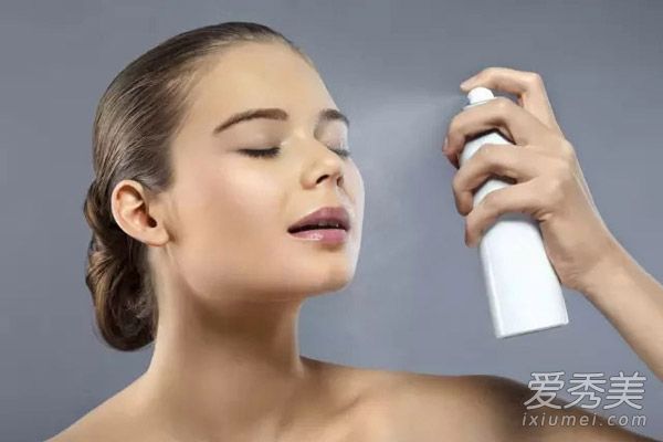 常在空调房里这样护肤 解决皮肤干燥问题 空调房怎么护肤