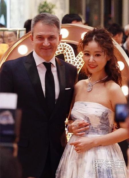 2018年最热韩式羊毛卷发型图片 如何自己烫羊毛卷
