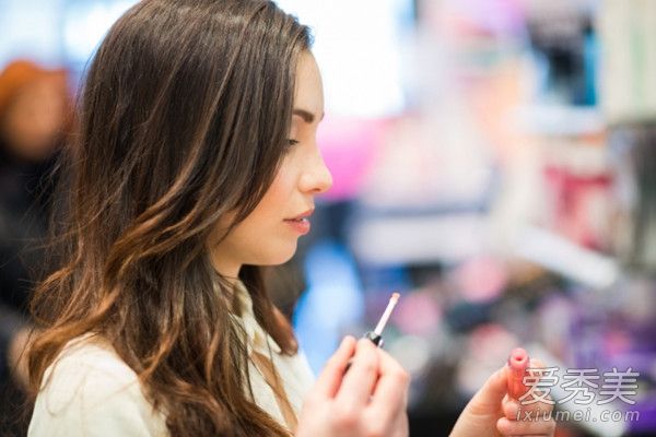 敏感肌的5个上妆Tips 让你轻“妆”上阵 化妆教程