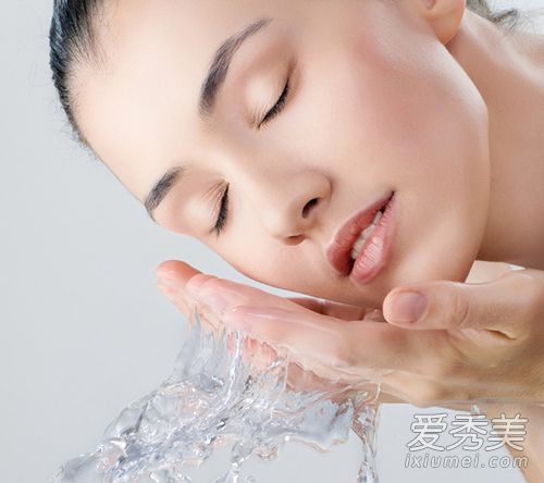 混合偏干性皮肤用什么洗面奶