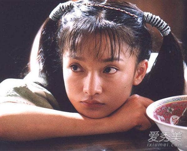 周迅出演《如懿传》15年后再拍清宫戏颜值不减 周迅今昔对比