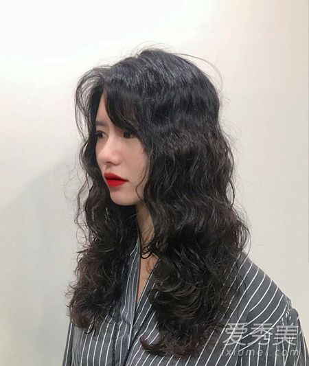 韩国羊毛卷发型图片 羊毛卷发型中长发