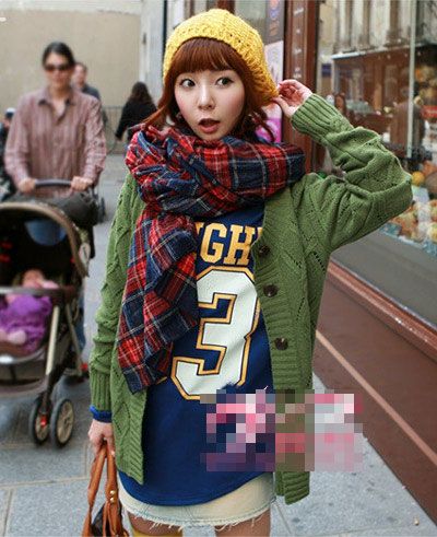 13个纯洁的女孩喜欢长毛衣外套