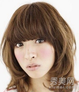 日系卷发×发色设计 彰显春季鲜活个性