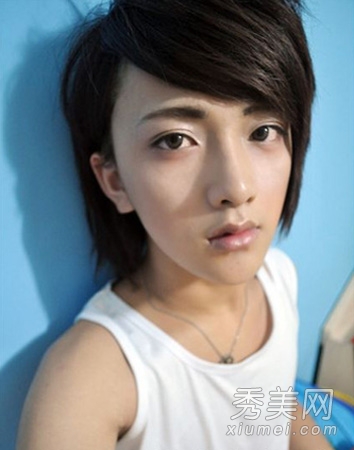 娱乐圈“妖男”横行 男明星偏爱化女妆