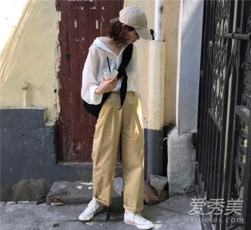 秋季阔腿裤配什么样的外套？好看的阔腿裤显示出苗条和高匹配技巧