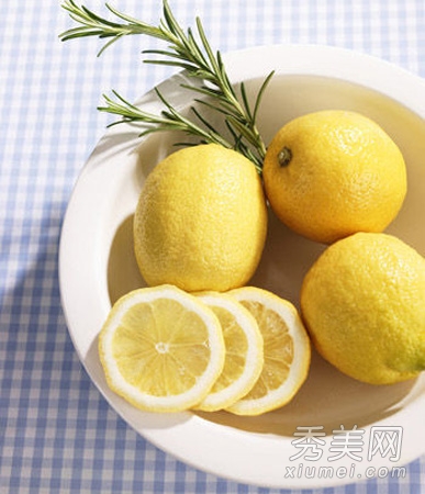 柠檬美白苹果祛痘 女人必吃8种美容水果
