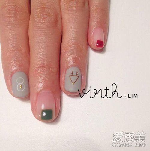 2016春天美甲重点：清新感十足的雾面与留白 美甲图片2016款式
