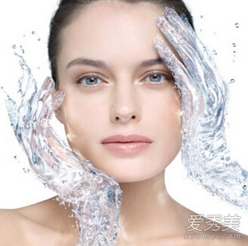 秋冬补水要看准 补水也要分区分样 补水的方法