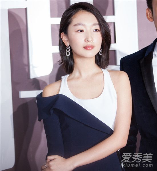 年轻就是好 周冬雨郑爽娜扎90后小花一言不合就晒素颜 女明星素颜
