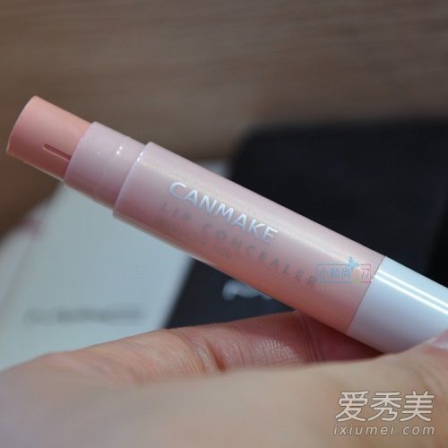 唇部遮瑕膏能吃吗 唇部遮瑕膏吃了有毒吗