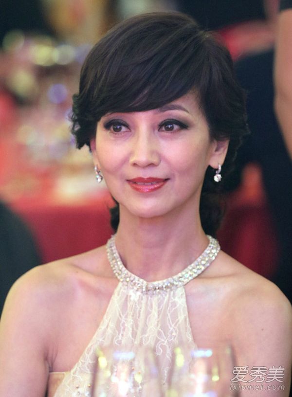 《我们来了》赵雅芝陈乔恩合影似姐妹 冻龄秘诀在这里 冻龄秘诀