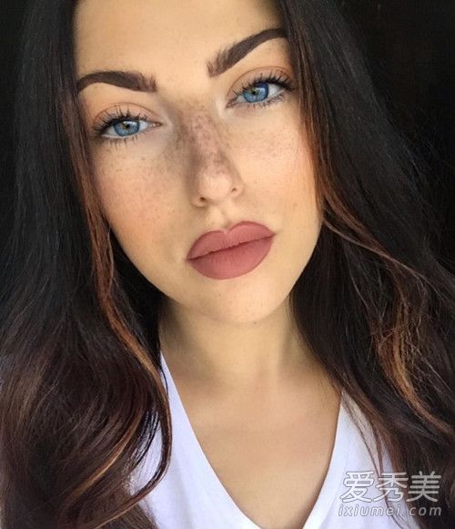 日韩混血好感雀斑妆 小瑕疵的女孩更可爱 雀斑妆教程