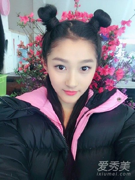 双丸子头怎么扎好看？刘海&发色不容忽视 哪吒头怎么扎好看