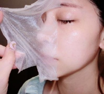 荧光剂面膜怎么辨别 荧光剂面膜用了会怎样