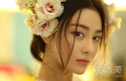 张馨予离开PS还是女神么 认清荧幕与现实的差距 明星未经ps照片