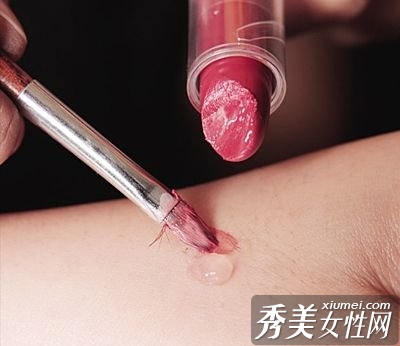 新年蜜会“妆”出魅惑电眼！