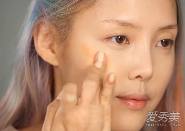 韩国女生都在画橘色系妆容 真的美哭了 韩妆画法