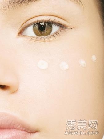 冬季护肤技巧 眼部皮肤怎么护理？