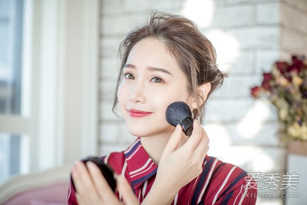 看起来比男友老？视觉减龄保养术就靠这1步骤 护肤小窍门