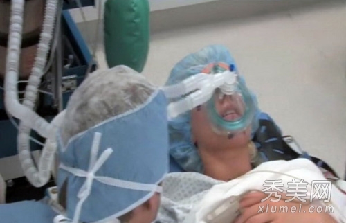 美国女星整容30次 整形手术过程公开