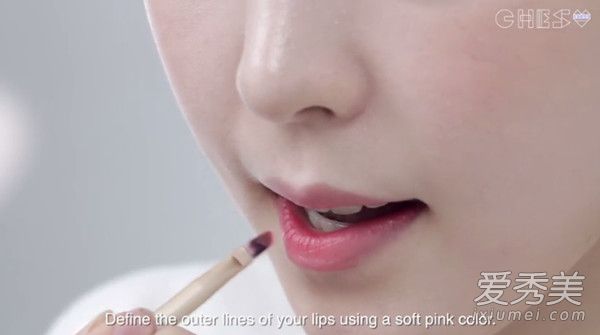 据说能成功脱单的粉红葡萄柚妆容教程 化妆步骤