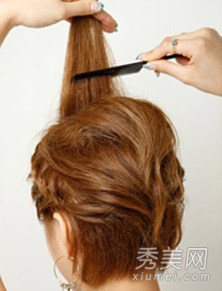 短发也可以编发 立即变身派对女郎