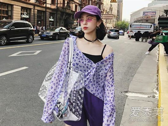 夏天我们怎么能不点紫色呢？20场比赛教会你轻松把握流行颜色。