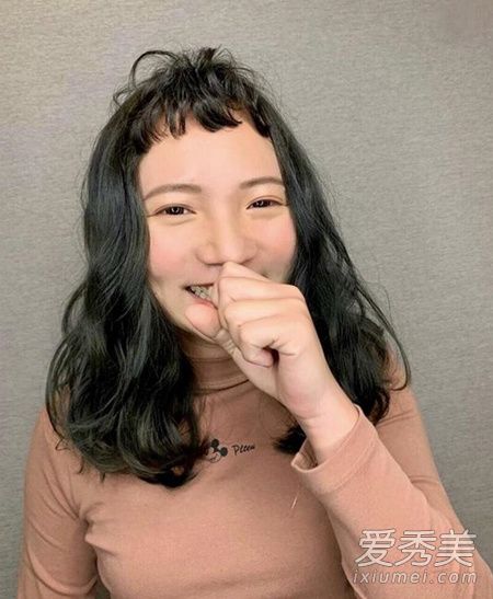 30歲職場女性適合留什麼發型 職場有氣質的發型圖片