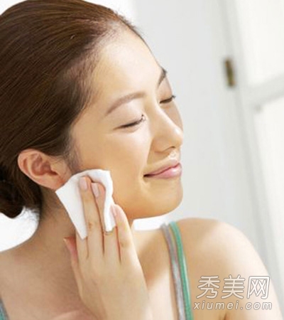 1年4斤用掉护肤品？ 水乳液卸妆油怎么用？
