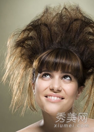 女性掉头发的8个原因 秋季如何预防脱发掉发