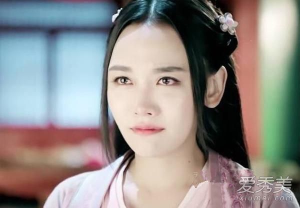 杨紫孙骁骁扎堆演白蛇 光拼发型就输在起跑线上！ 杨紫白蛇传定妆照