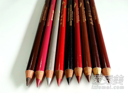 唇线笔可以当口红用吗 唇线笔的作用和用法