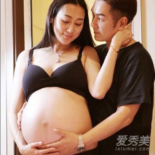 赵文卓夫妇全裸孕照辣眼睛 孕期保养不可少 护肤方法