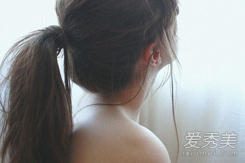 冬季如何赶走头发静电？6个tips不再为头发抓狂 秋冬静电怎么办