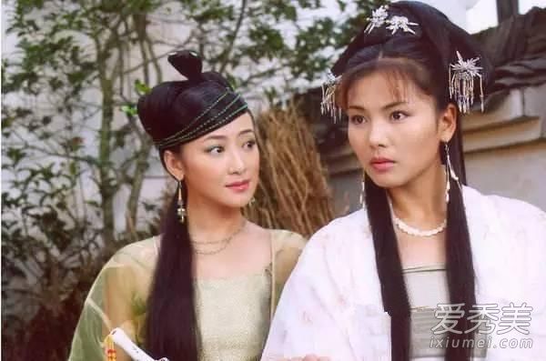 杨紫孙骁骁扎堆演白蛇 光拼发型就输在起跑线上！ 杨紫白蛇传定妆照
