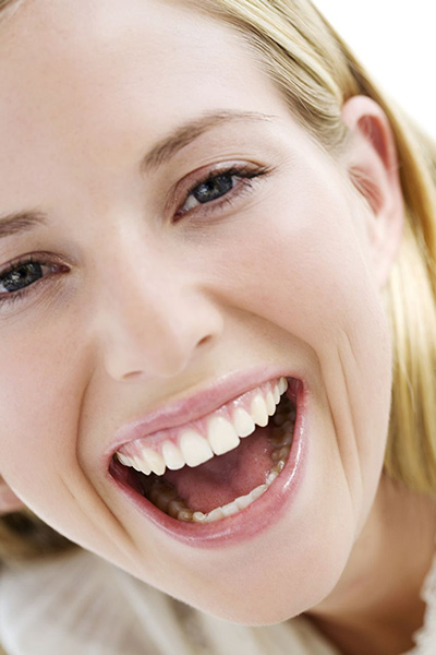 洗牙就能美白牙齒？ 揭秘洗牙的6大誤區 洗牙