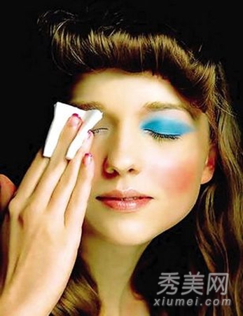 卸妆产品用法 正确卸妆手法