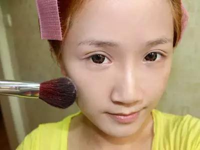 怎么化妆像混血儿？ 真人示范日系混血妆画法 混血妆画法