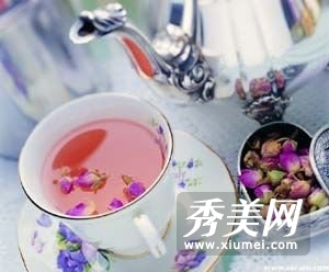 蜂蜜玫瑰花茶美肌