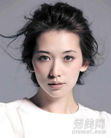 林志玲广告禁播 揭秘大龄熟女扮嫩化妆术
